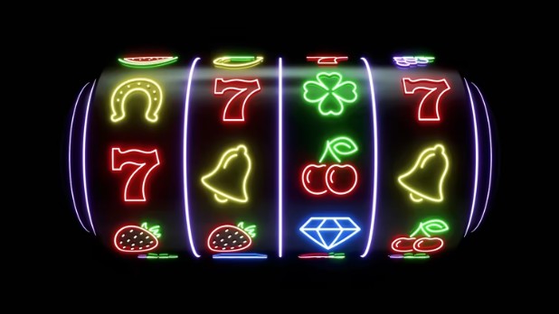 How Slot Games Balance Entertainment and Risk